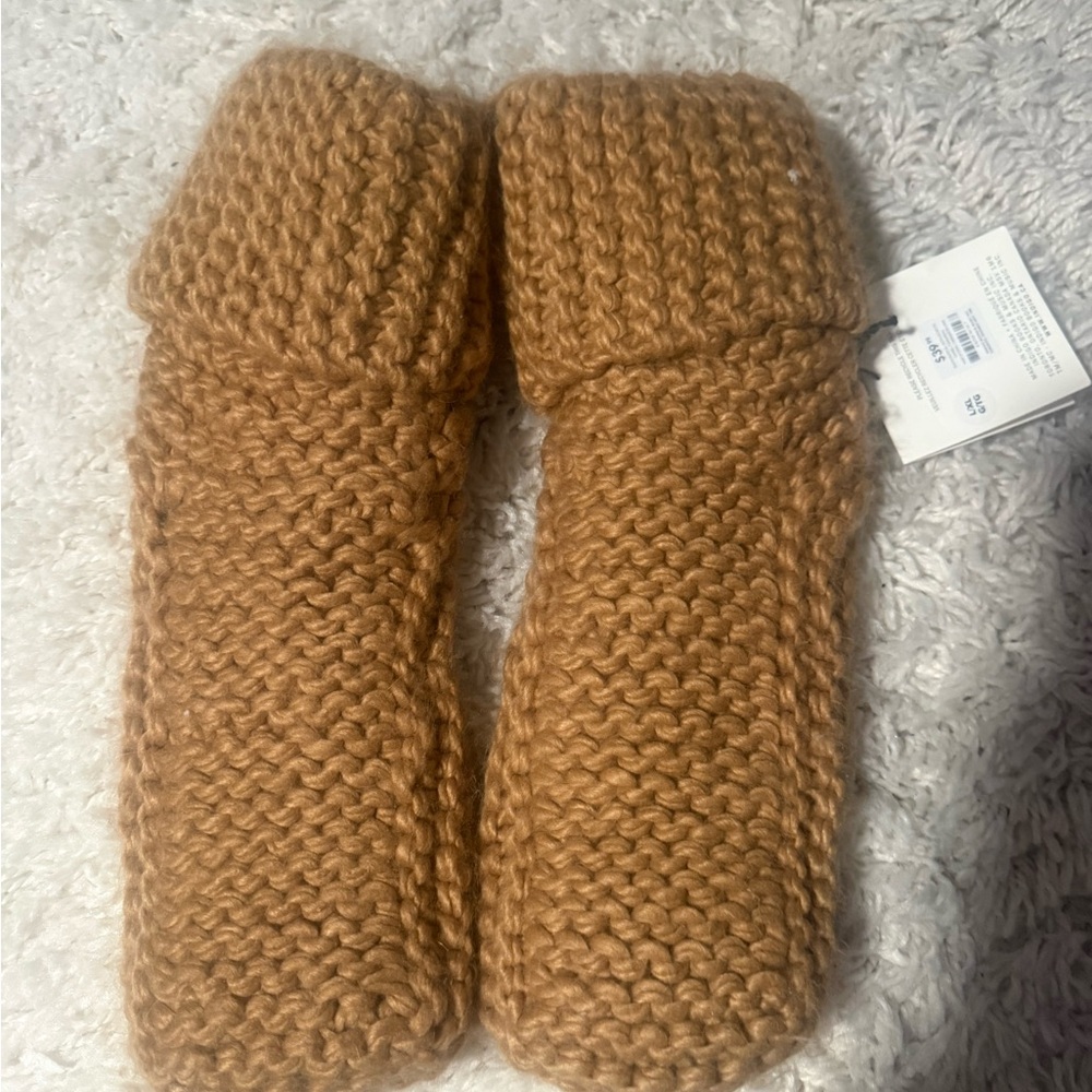 NWT Indigo Reading Booties